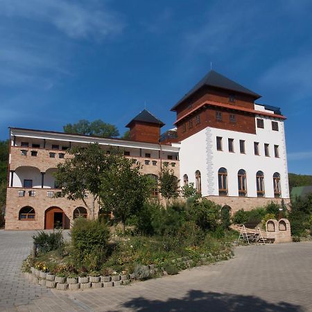 Hotel Vinar - Bed & Breakfast Kurdějov Eksteriør bilde